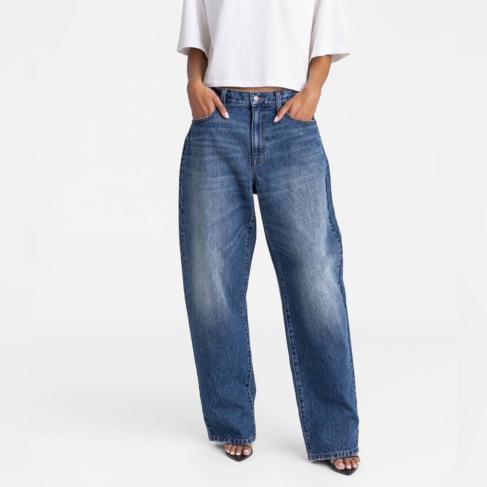 KBB by Kahlana Barrel Leg Jeans – Size 4 – NWT – Mid Rise